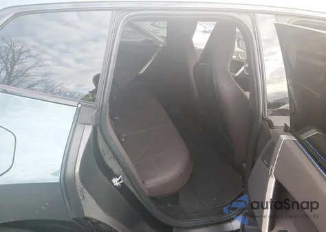 2024 BMW Ix xDrive50 z USA, uszkodzony, nr VIN WB523CF0XRCN21047